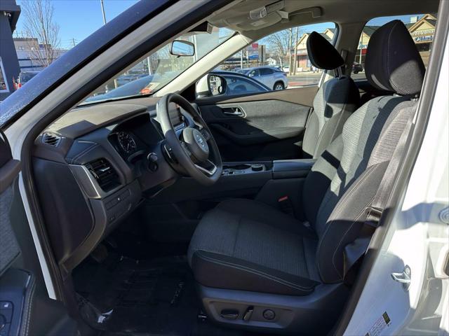 2021 Nissan Rogue SV Intelligent AWD [13]