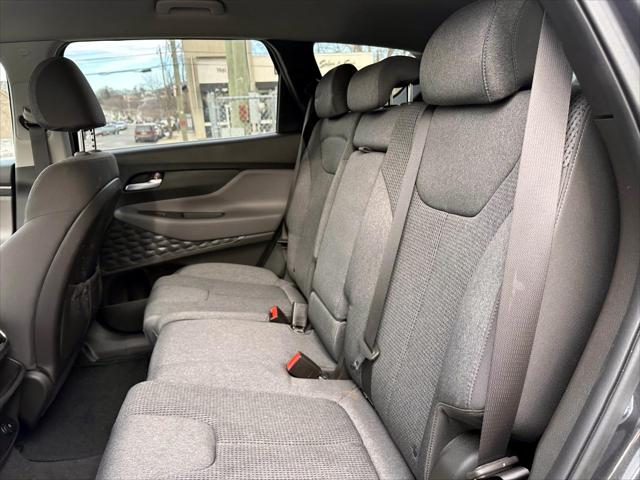 2020 Hyundai Santa Fe SE [13]