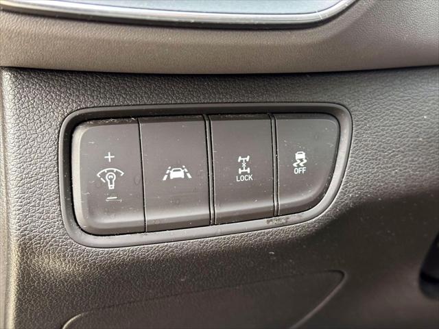 2020 Hyundai Santa Fe SE [18]