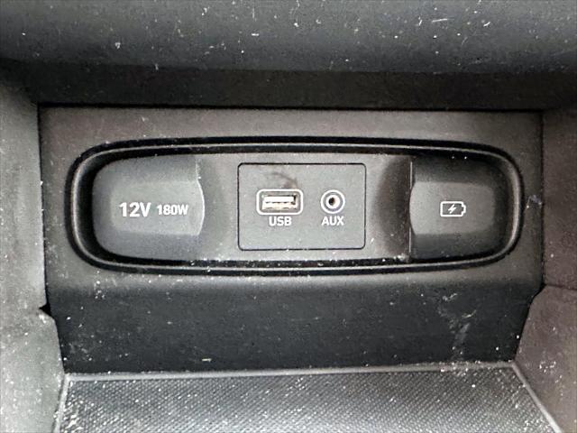 2020 Hyundai Santa Fe SE [22]