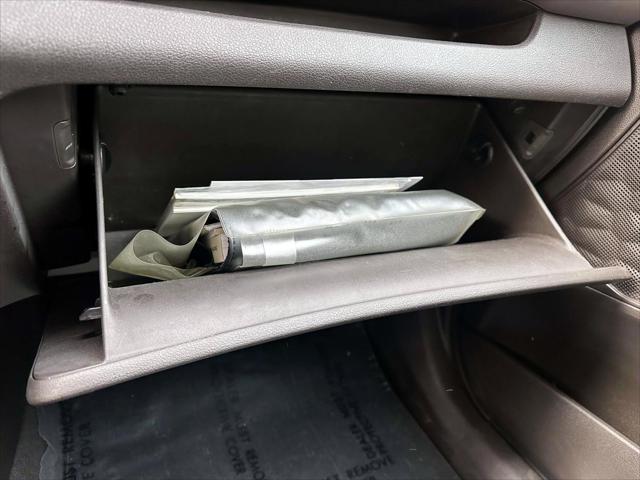 2020 Hyundai Santa Fe SE [25]