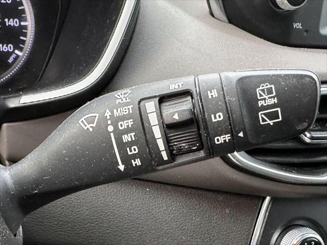 2020 Hyundai Santa Fe SE [30]