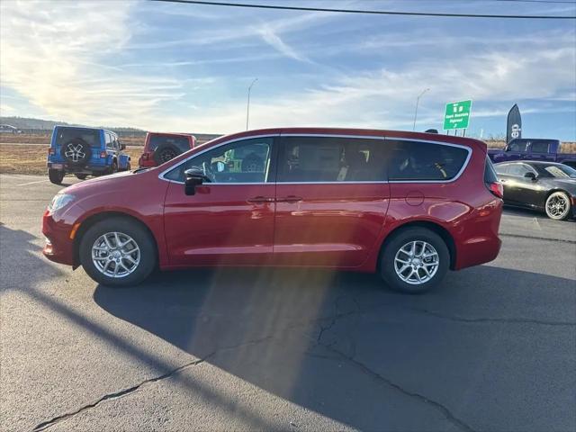 2026 Chrysler Voyager LX