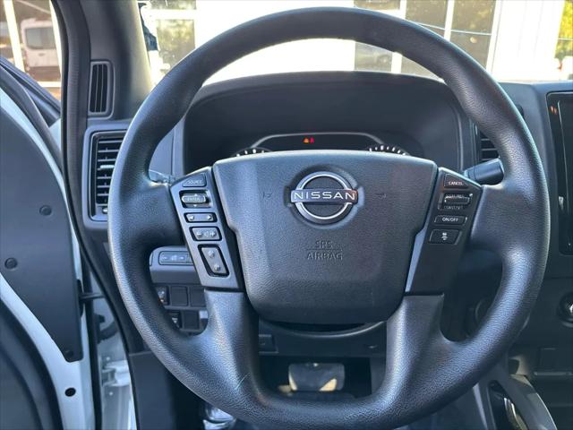 2023 Nissan Frontier Crew Cab SV 4x2