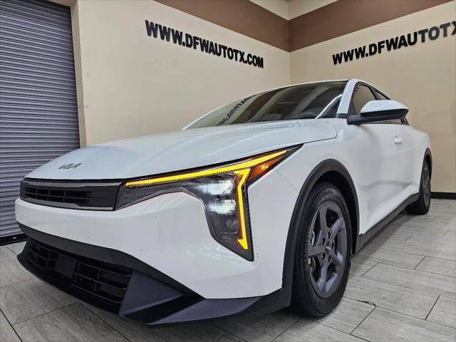 2025 Kia K4 LXS