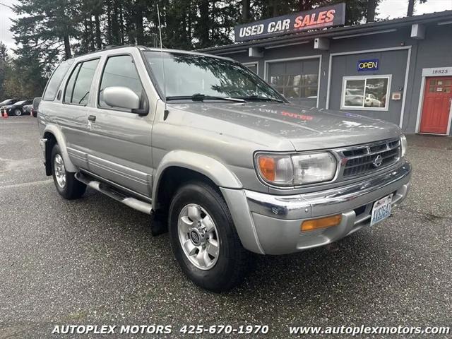 1999 Nissan Pathfinder LE for sale in Lynnwood, WA
