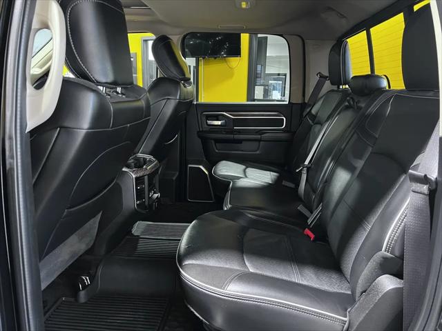 2020 Ram 3500 Laramie Crew Cab 4x4 8' Box