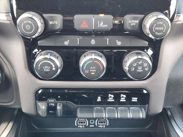 2026 Ram 1500 Lone Star Crew Cab 4x4 5'7" Box