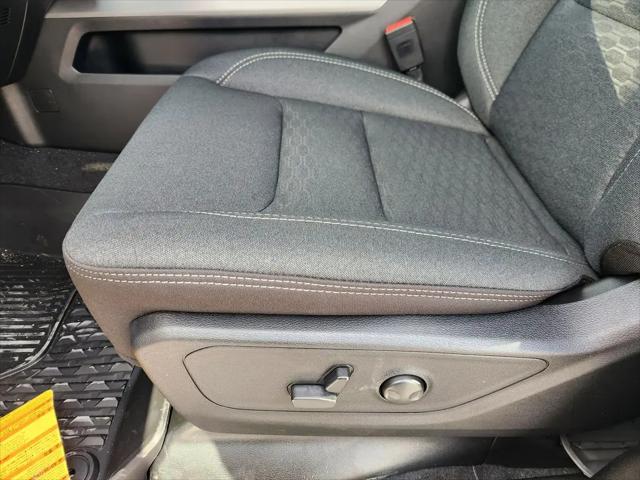 2026 Ram 1500 Lone Star Crew Cab 4x4 5'7" Box