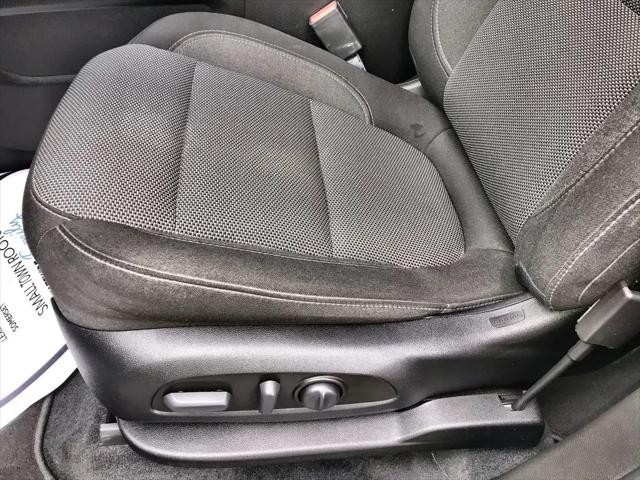 2023 Chevrolet Traverse AWD LT Cloth