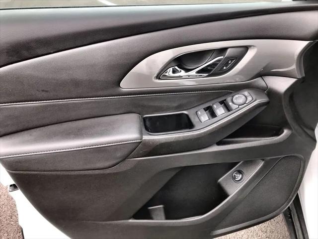 2023 Chevrolet Traverse AWD LT Cloth