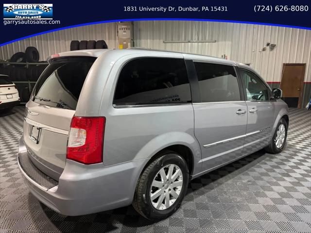 2014 Chrysler Town & Country Touring