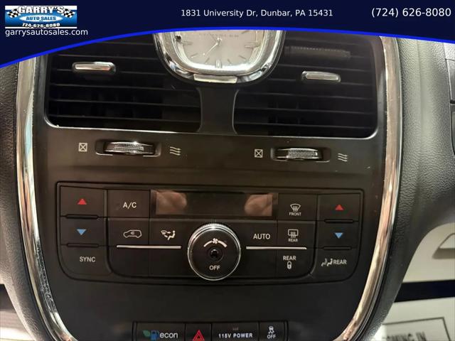 2014 Chrysler Town & Country Touring