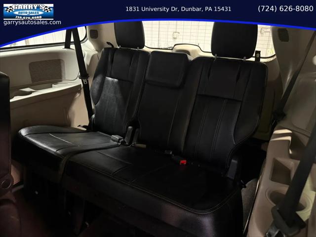 2014 Chrysler Town & Country Touring