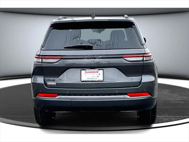 2026 Jeep Grand Cherokee Altitude 4x4
