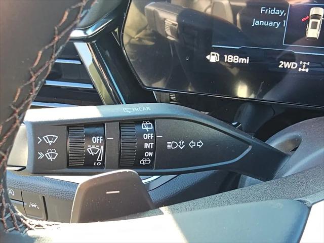 2026 Chevrolet Suburban LS, 4WD