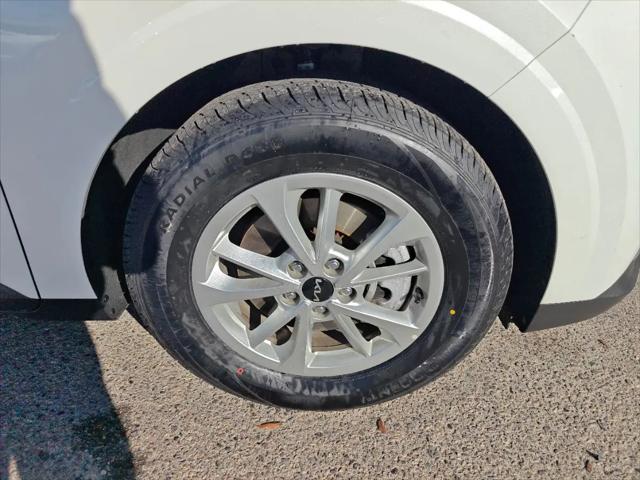 2024 Kia Carnival MPV LX Seat Package