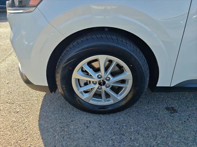 2024 Kia Carnival MPV LX Seat Package