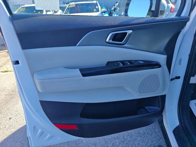 2024 Kia Carnival MPV LX Seat Package