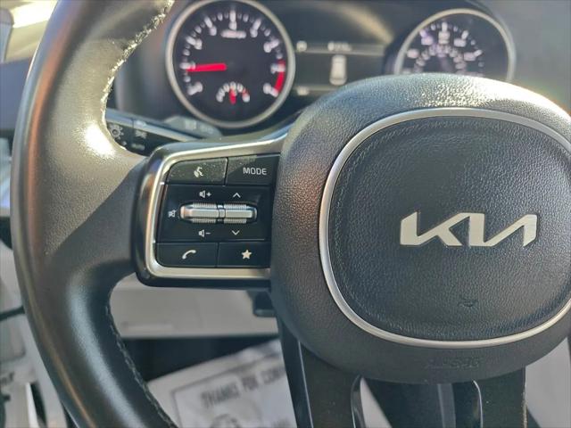 2024 Kia Carnival MPV LX Seat Package