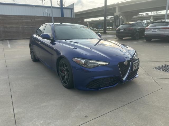2022 Alfa Romeo Giulia Ti RWD 2022 Alfa Romeo Giulia Ti RWD