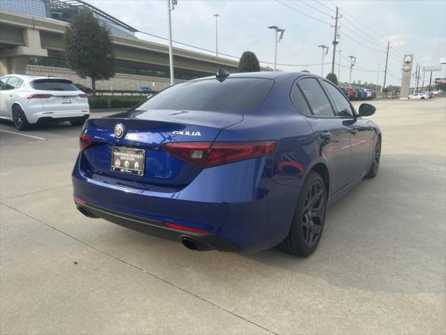 2022 Alfa Romeo Giulia Ti RWD 2022 Alfa Romeo Giulia Ti RWD