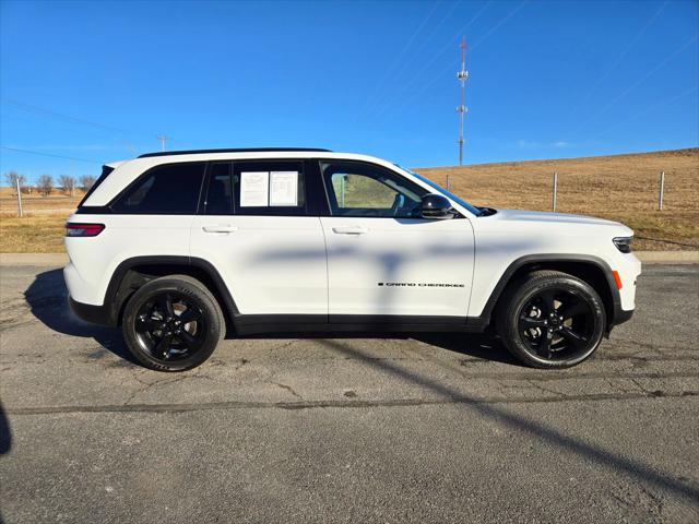 2023 Jeep Grand Cherokee Altitude 4x4