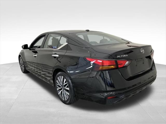 2023 Nissan Altima SV FWD