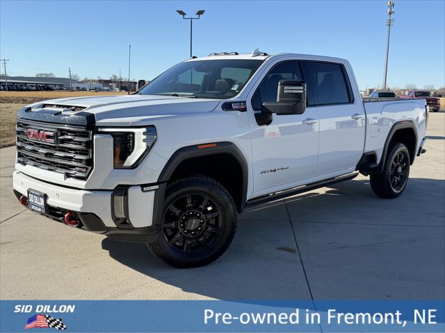 2024 GMC Sierra 2500HD 4WD Crew Cab Standard Bed AT4