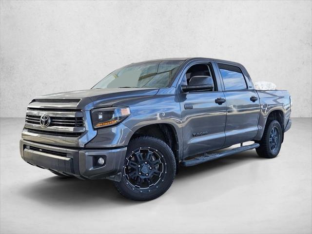 2017 Toyota Tundra SR5 5.7L V8