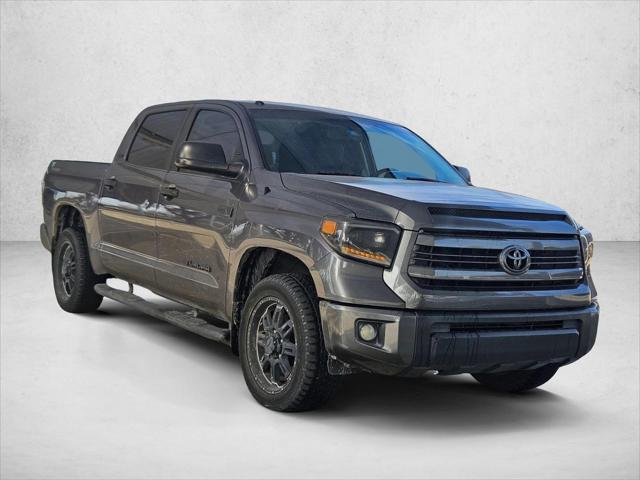 2017 Toyota Tundra SR5 5.7L V8
