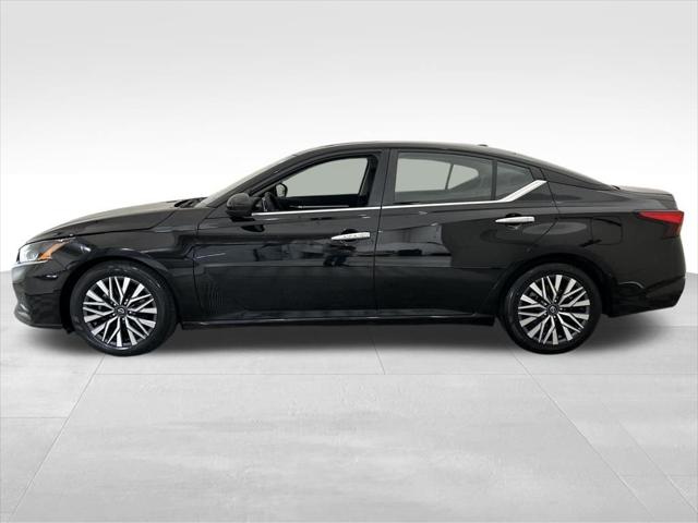 2023 Nissan Altima SV FWD