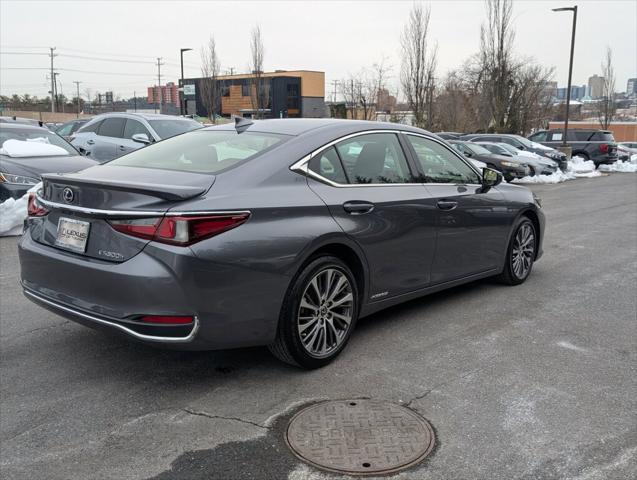 2019 Lexus ES 300h 300h
