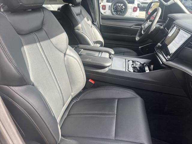2026 Jeep Grand Wagoneer Limited Altitude 4x4