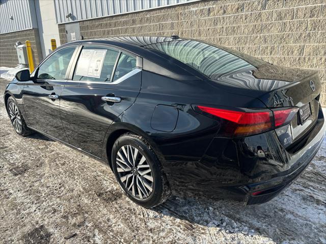 Used 2024 Nissan Altima For Sale in Wilmington, OH