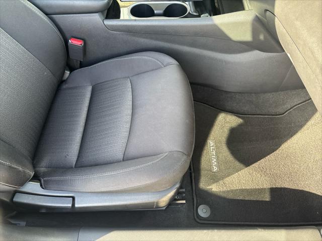 Used 2024 Nissan Altima For Sale in Wilmington, OH