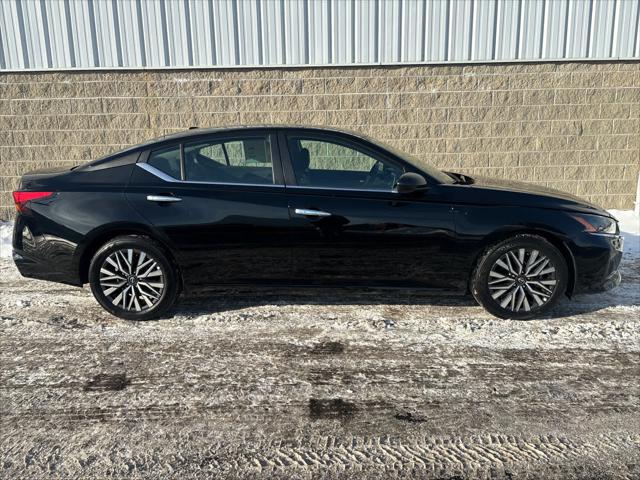 Used 2024 Nissan Altima For Sale in Wilmington, OH