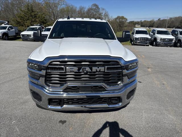 2026 RAM Ram 3500 Chassis Cab RAM 3500 TRADESMAN CREW CAB CHASSIS 4X4 60 CA 2026 RAM Ram 3500 Chassis Cab RAM 3500 TRADESMAN CREW CAB CHASSIS 4X4 60 CA