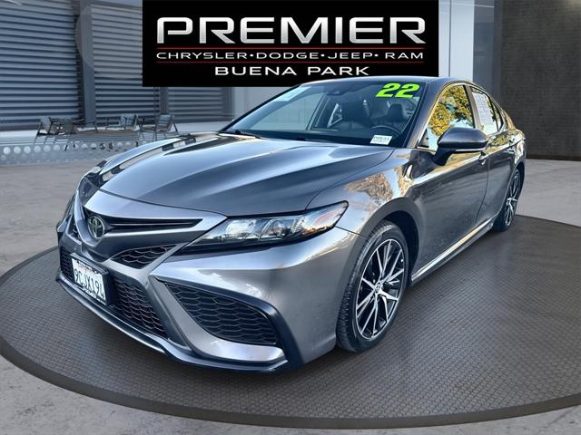 2022 Toyota Camry SE