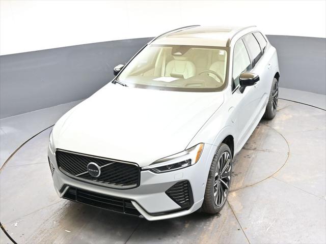 2026 Volvo XC60 Plug-In Hybrid Ultra, T8 AWD Electric/Gasoline, Dark