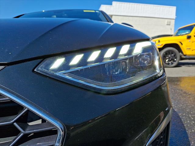 2023 Audi A4 Premium Plus 45 TFSI S line quattro S tronic