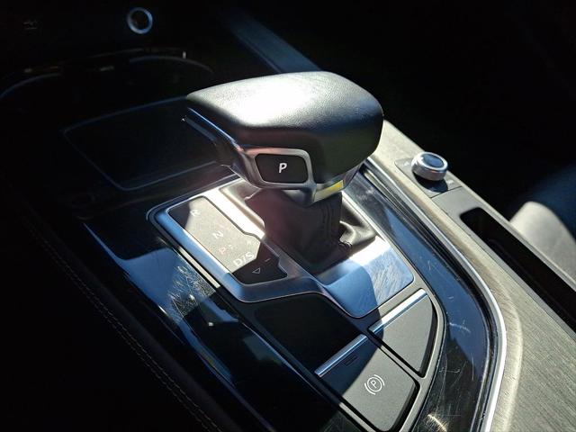 2023 Audi A4 Premium Plus 45 TFSI S line quattro S tronic