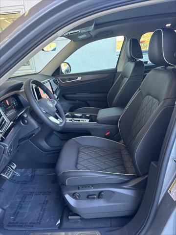 2026 Volkswagen Atlas SEL Premium R-Line