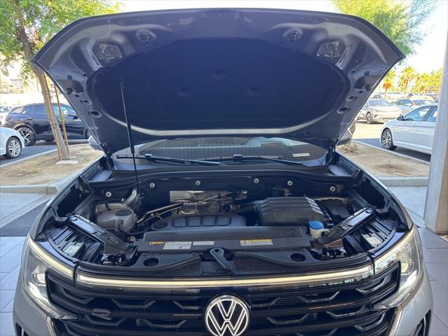 2026 Volkswagen Atlas SEL Premium R-Line