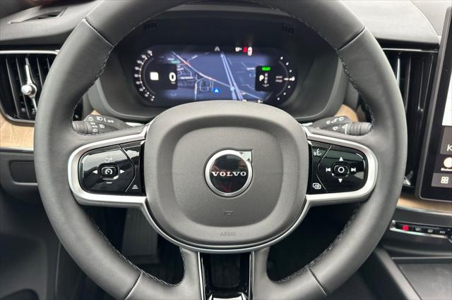 2026 Volvo XC60 Plug-In Hybrid Plus, T8 AWD Electric/Gasoline, Dark