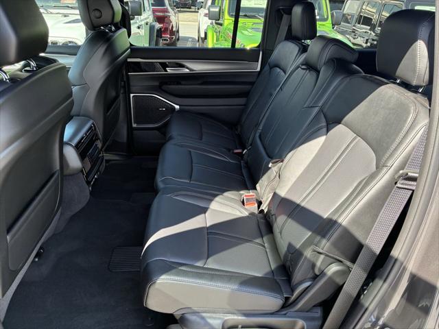2026 Jeep Grand Wagoneer Limited Altitude 4x4