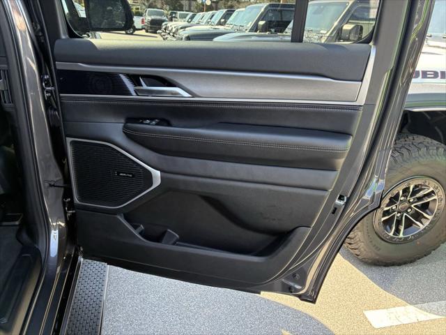 2026 Jeep Grand Wagoneer Limited Altitude 4x4