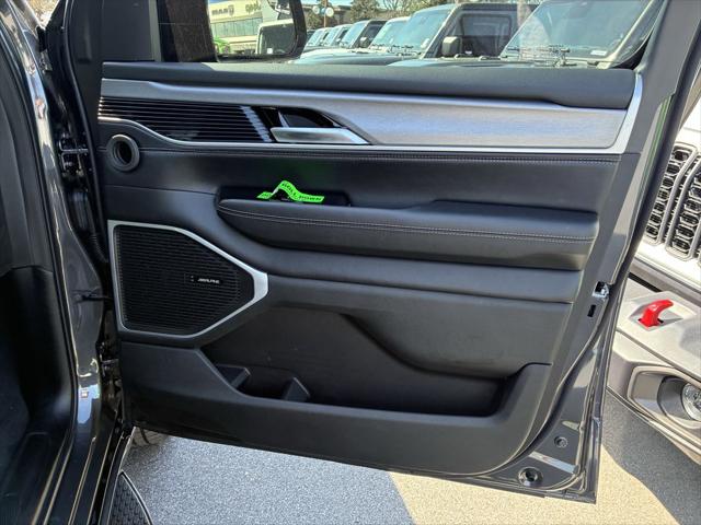 2026 Jeep Grand Wagoneer Limited Altitude 4x4