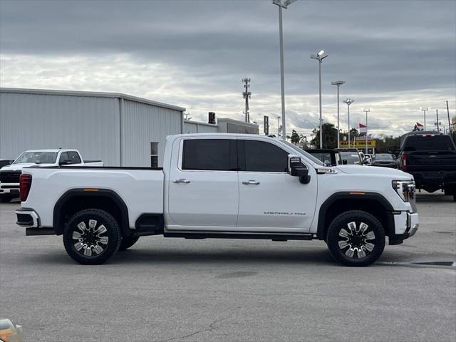 2024 GMC Sierra 2500HD 4WD Crew Cab Standard Bed Denali