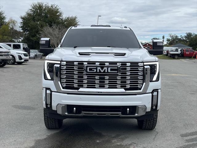2024 GMC Sierra 2500HD 4WD Crew Cab Standard Bed Denali